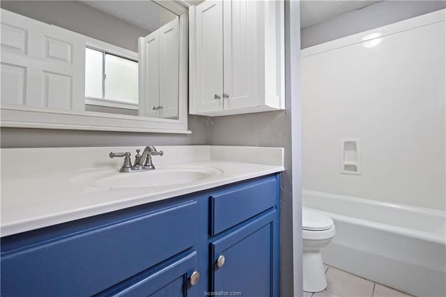 3906 Aspen Street C, Bryan, TX 77801