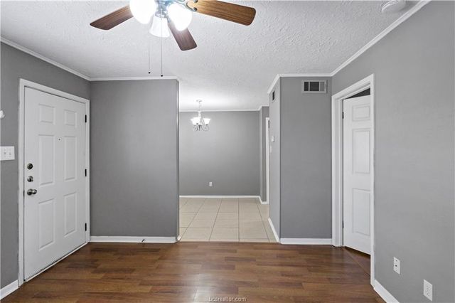 3906 Aspen Street C, Bryan, TX 77801