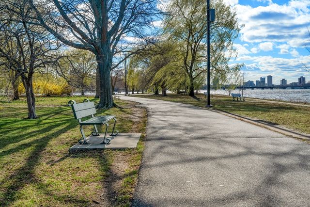 171 Beacon St B2, Boston, MA 02116