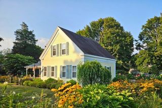 955 Main Street, Barnstable, MA 02655