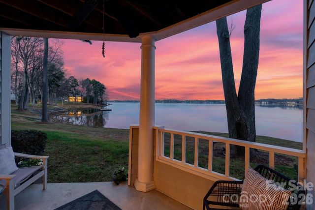 367 Northwest Drive, Davidson, NC 28036