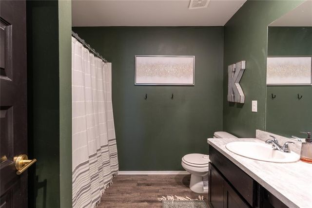 9701 Laredo Lane, Yukon, OK 73099