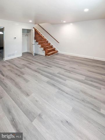 433 GROVETHORN RD, Baltimore, MD 21220