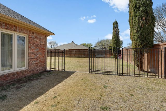 7204 78th Street, Lubbock, TX 79424