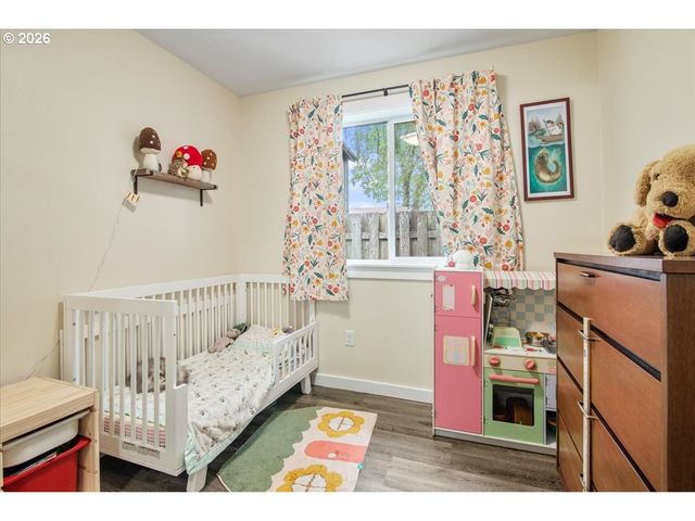 4758 HAYESVILLE Dr, Salem, OR 97305