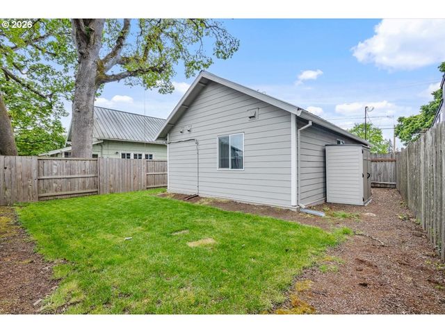 4758 HAYESVILLE Dr, Salem, OR 97305