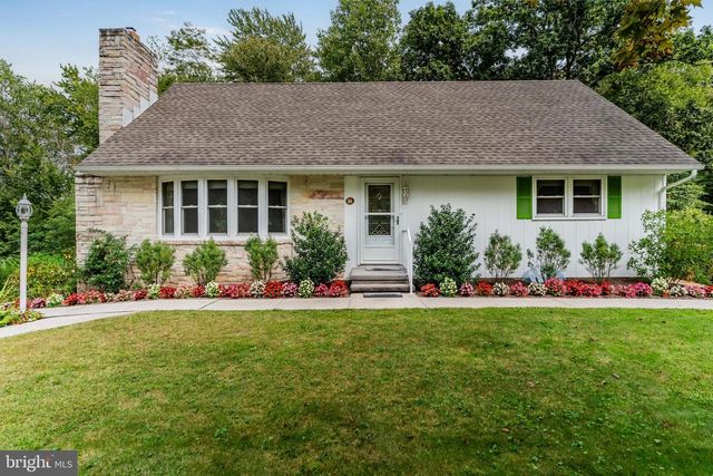 31 PINE WAY, Fayetteville, PA 17222