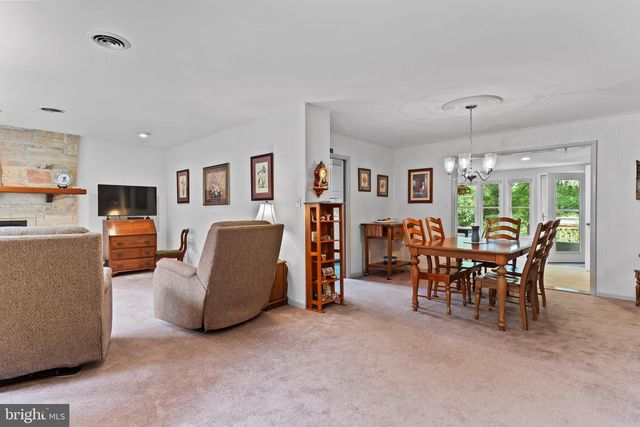 31 PINE WAY, Fayetteville, PA 17222