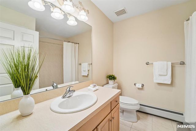 141 Greenway 41, Montvale, NJ 07645