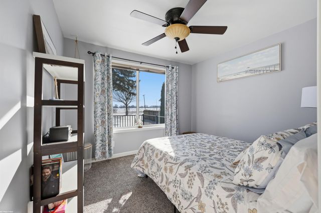 8600 River Road, Cottrellville Twp, MI 48039