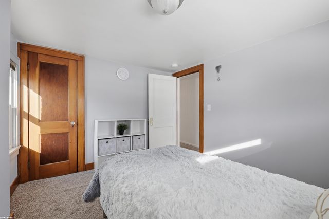 8600 River Road, Cottrellville Twp, MI 48039