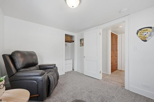 8600 River Road, Cottrellville Twp, MI 48039