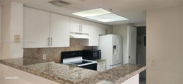 5011 Wiles Rd 306, Coconut Creek, FL 33073