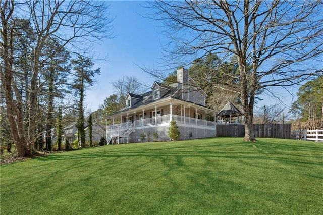 100 Springwater Trace, Woodstock, GA 30188