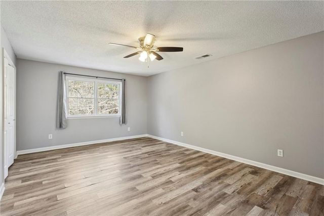 100 Springwater Trace, Woodstock, GA 30188