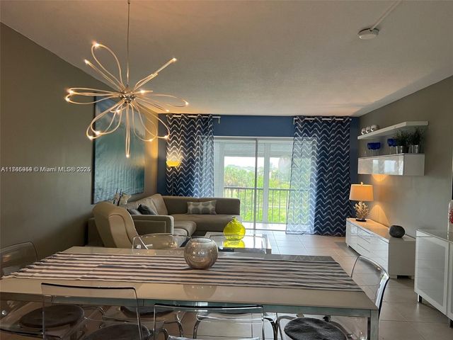 4800 Hillcrest Ln 402, Hollywood, FL 33021