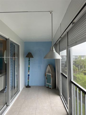 4800 Hillcrest Ln 402, Hollywood, FL 33021