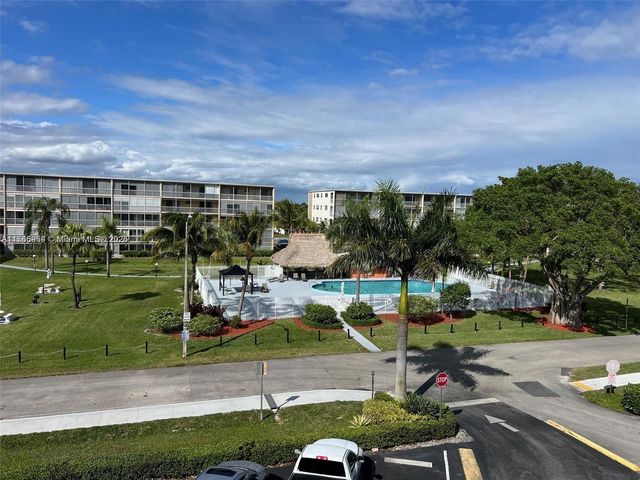 4800 Hillcrest Ln 402, Hollywood, FL 33021