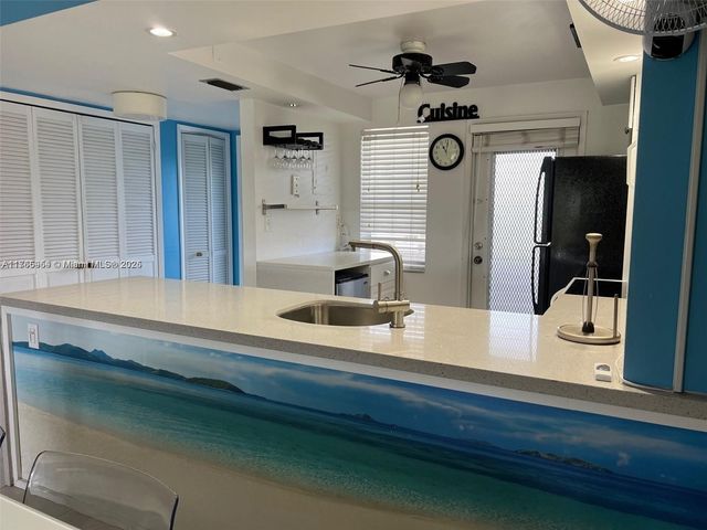 4800 Hillcrest Ln 402, Hollywood, FL 33021