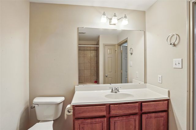 3913 Fernando Drive, Fort Worth, TX 76040