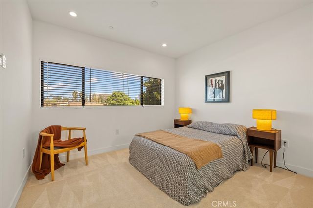 233 N Burlington Avenue, Echo Park, CA 90026