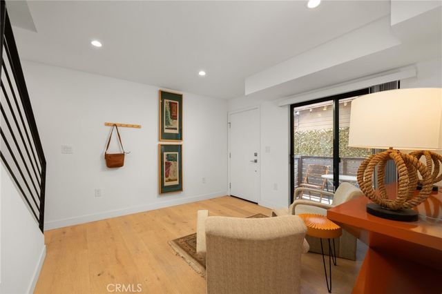 233 N Burlington Avenue, Echo Park, CA 90026