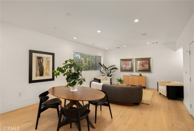 233 N Burlington Avenue, Echo Park, CA 90026