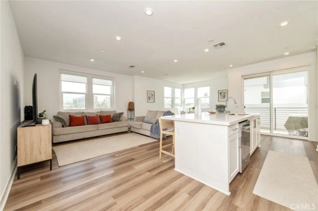 1515 W Bushell St, Anaheim, CA 92805