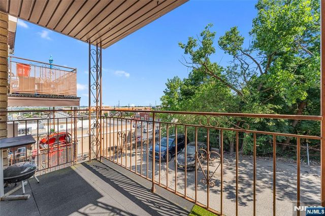 1616 74th Street 206, North Bergen, NJ 07047