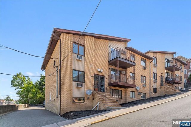 1616 74th Street 206, North Bergen, NJ 07047