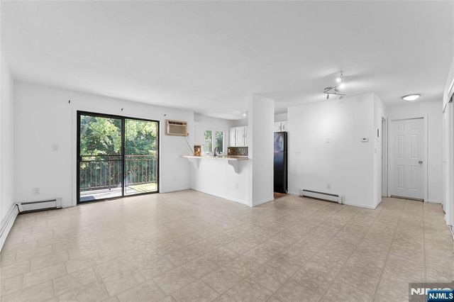 1616 74th Street 206, North Bergen, NJ 07047