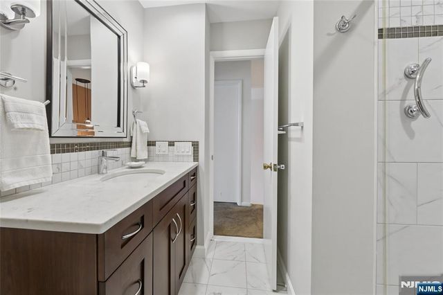 240 Mountain View Drive, Mahwah, NJ 07430