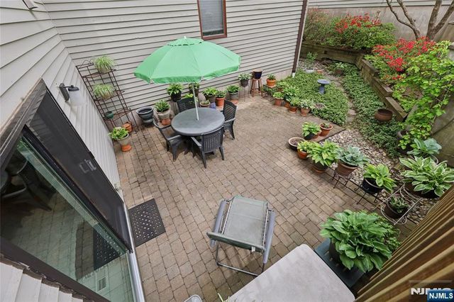 240 Mountain View Drive, Mahwah, NJ 07430