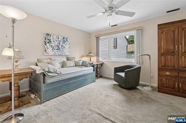 240 Mountain View Drive, Mahwah, NJ 07430