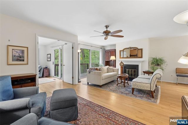 240 Mountain View Drive, Mahwah, NJ 07430