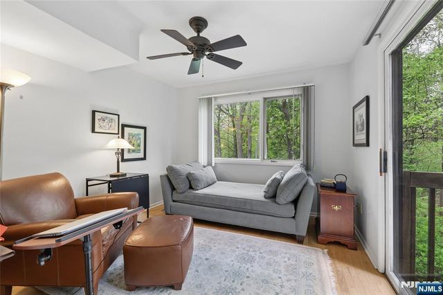 240 Mountain View Drive, Mahwah, NJ 07430