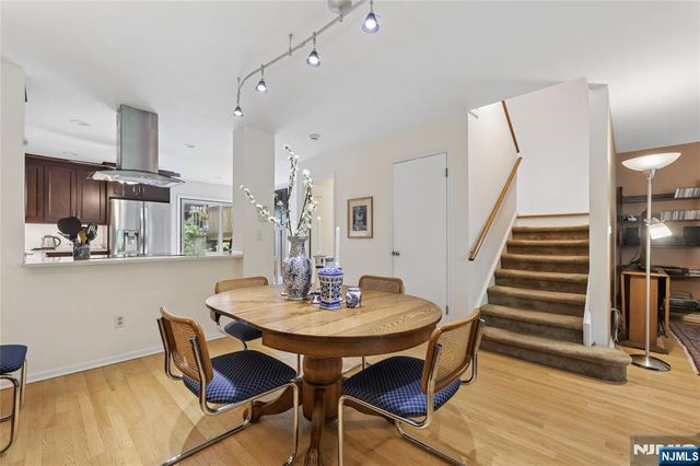 240 Mountain View Drive, Mahwah, NJ 07430