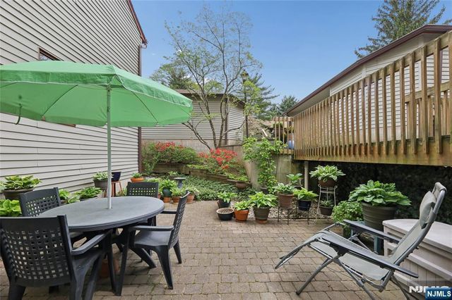 240 Mountain View Drive, Mahwah, NJ 07430