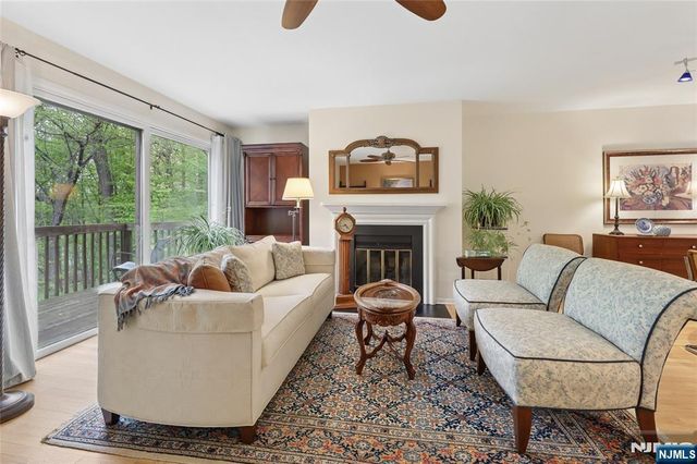 240 Mountain View Drive, Mahwah, NJ 07430