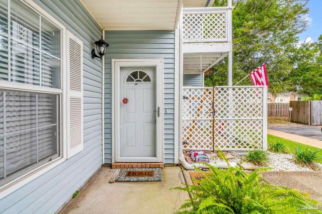 601 E Burgess Rd C-4, Pensacola, FL 32504