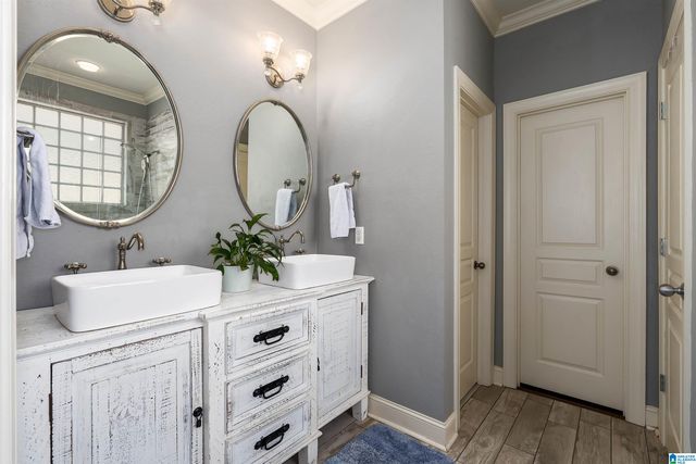 921 HADDINGTON DALE, Pelham, AL 35124