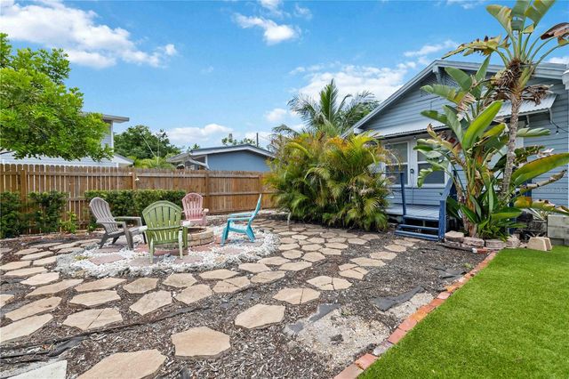 2314 7TH AVENUE W, Bradenton, FL 34205