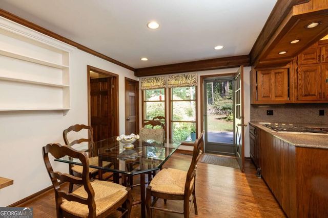 945 River Overlook Court, Sandy Springs, GA 30328