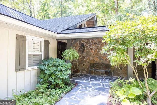945 River Overlook Court, Sandy Springs, GA 30328