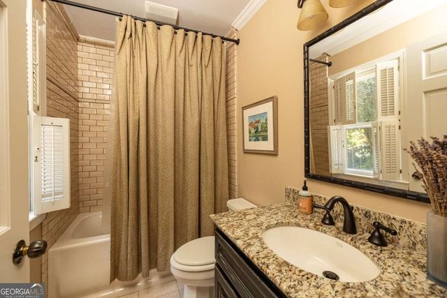 945 River Overlook Court, Sandy Springs, GA 30328