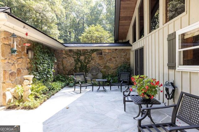 945 River Overlook Court, Sandy Springs, GA 30328
