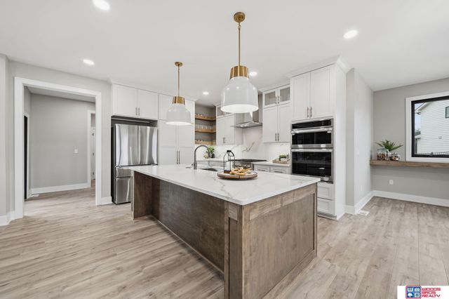 4727 Lambert Place, Columbus, NE 68601