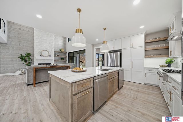 4727 Lambert Place, Columbus, NE 68601