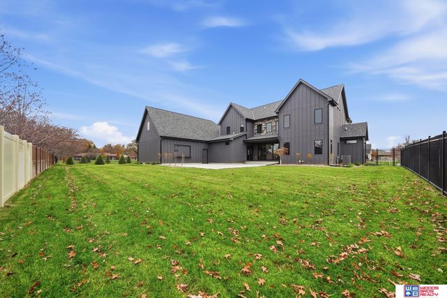 4727 Lambert Place, Columbus, NE 68601