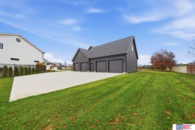 4727 Lambert Place, Columbus, NE 68601